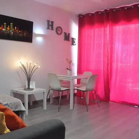 Beautiful 1115 Area Апартаменты *